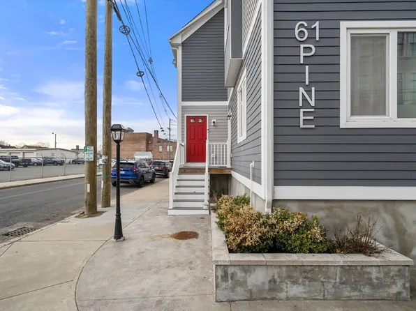 61 Pine St #7, Attleboro, MA 02703