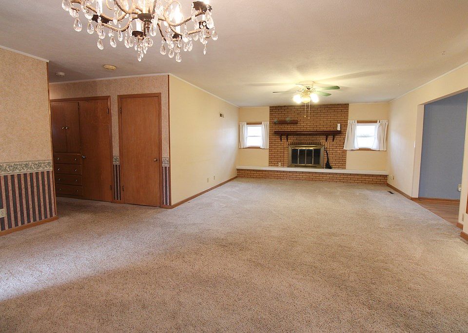 830 Millwood Dr, Salina, KS 67401 Zillow