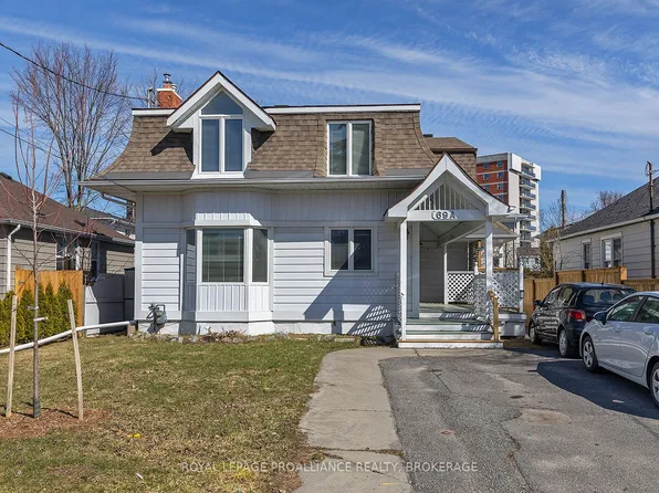 69 Scott St, Kingston, ON K7L 1L6