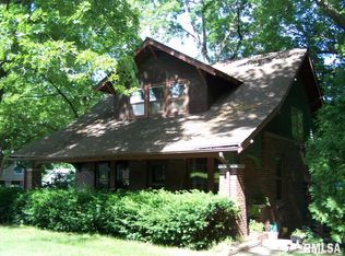 701 S Randolph St, Macomb, IL