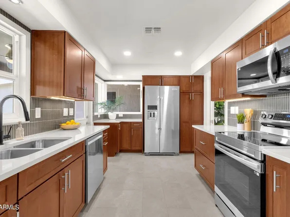 1802 W HAZELWOOD Street, Phoenix, AZ 85015