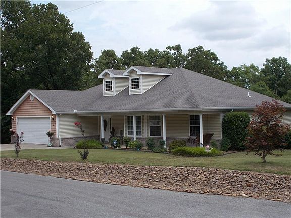 2nd image of 2 Tarbolten Ln