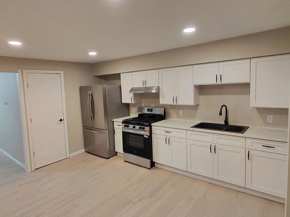 (undisclosed Address)