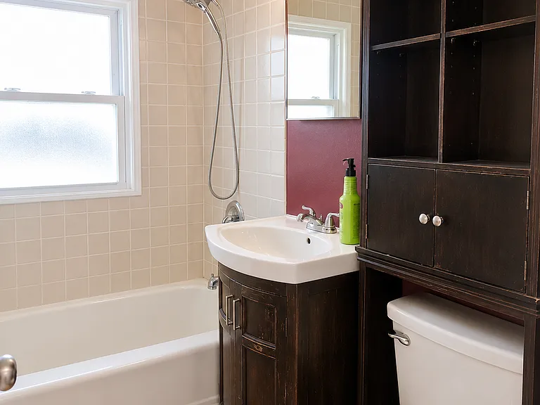 607 Lee St — Photo 15