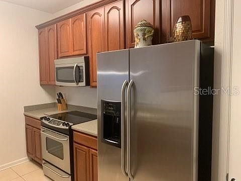 5th image of 4114 Breakview Dr #409