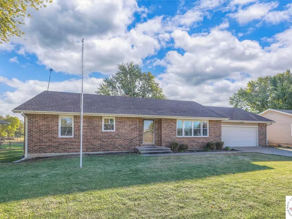 814 S Hudson St, Clinton, MO 64735