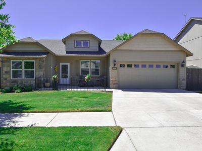 2344 NW Glen Oak Ave, Redmond, OR, 97756