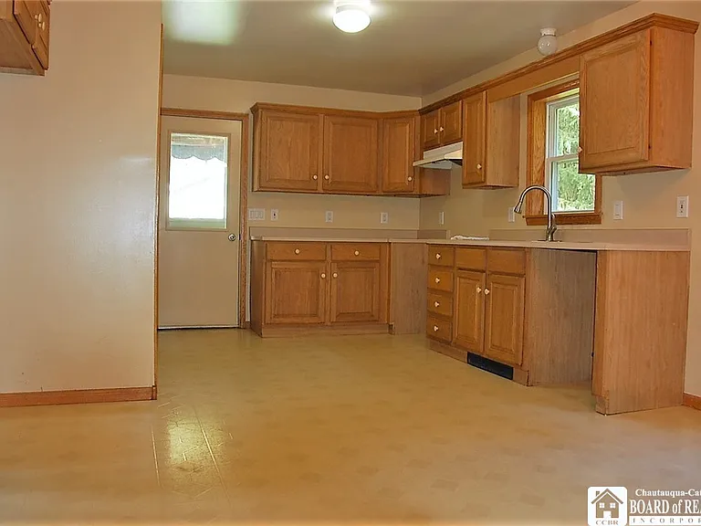 2656 1/2 Horton Rd — Photo 10