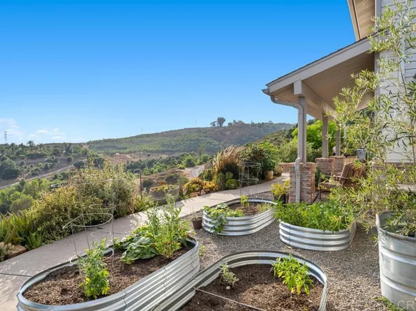 32460 Lilac Rd, Valley Center, CA 92082
