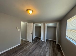 8213 S Exchange Ave #4, Chicago, IL 60617