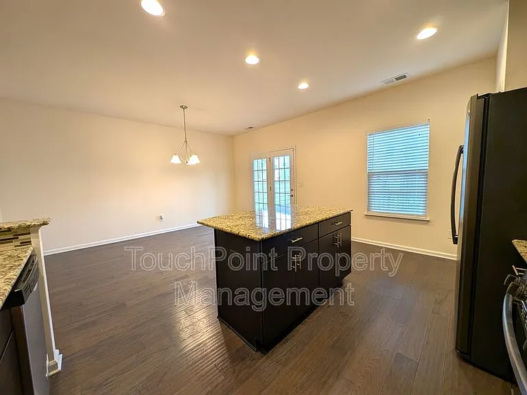 4061 Zilker Park Dr — Photo 5
