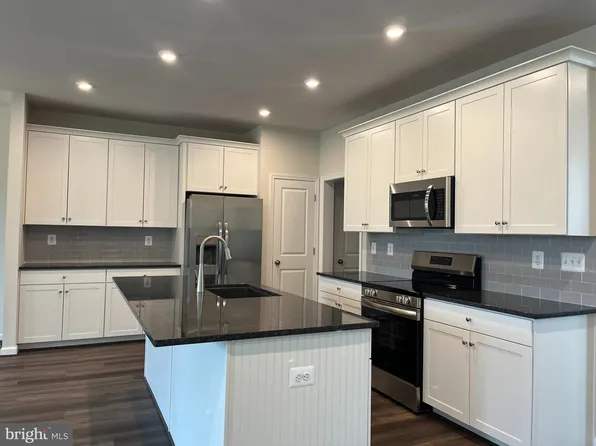 6540 Wild Orchid Ct, Fredericksburg, VA 22407