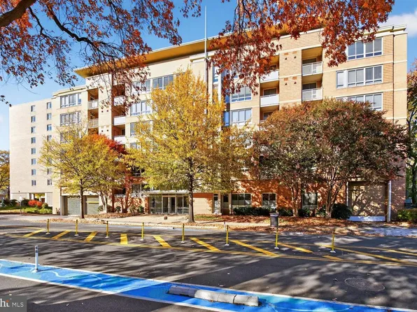 355 I St SW APT 121, Washington, DC 20024