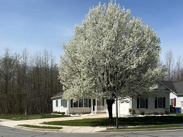 130 Maple Glen Dr, Dover, DE 19904