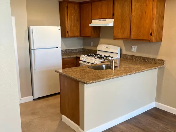1305 W El Monte St #6, Stockton, CA 95207