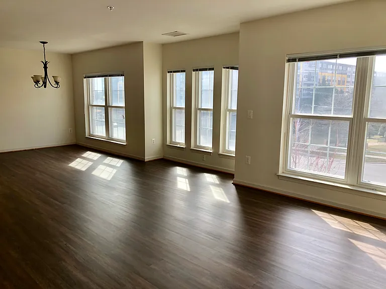 Dunn Loring Metro Apartments — Photo 27