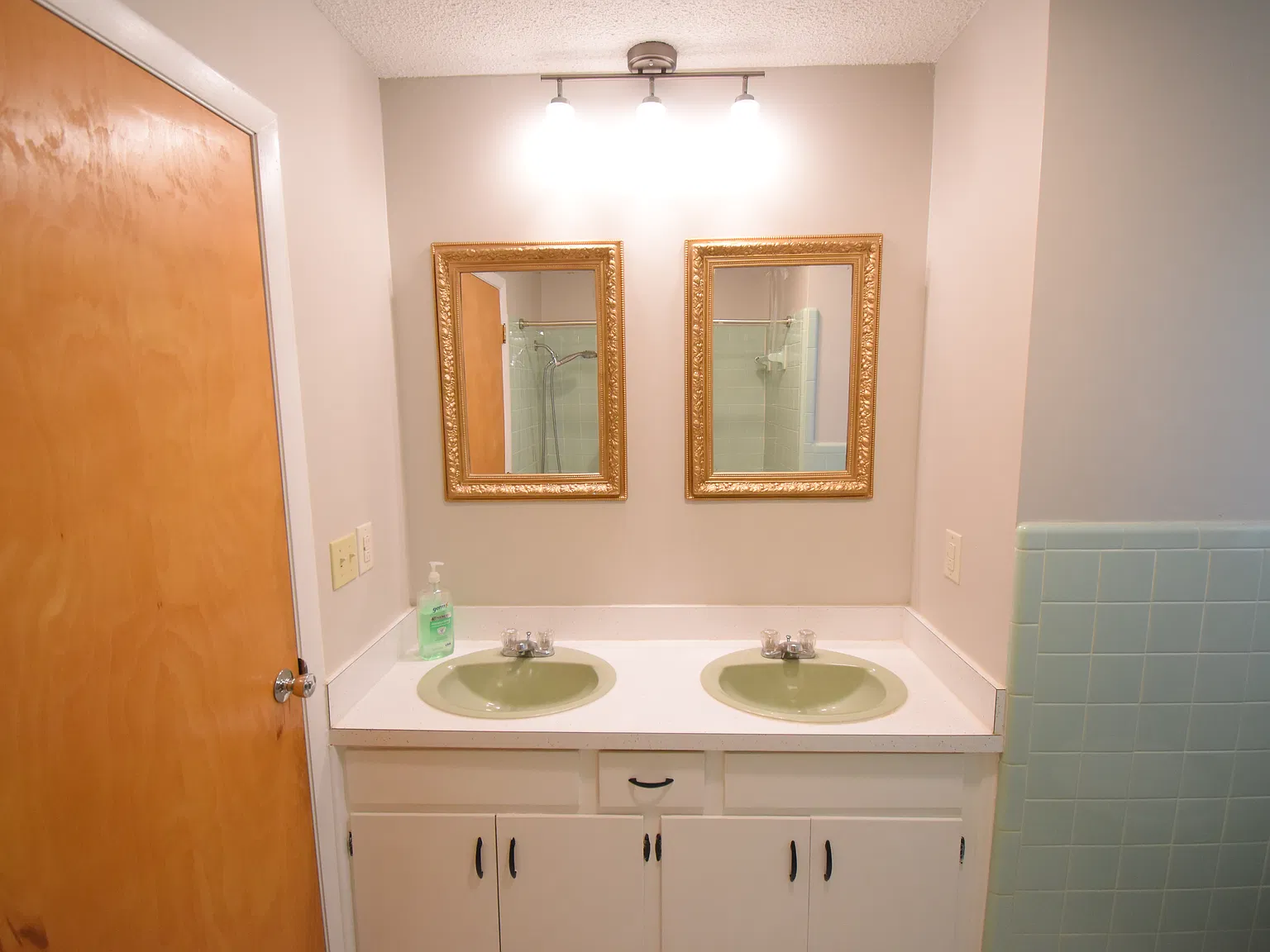3 bed, 1784 sqft, $1,895 — Photo 4