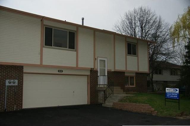 1st image of 810 125th Ln NE