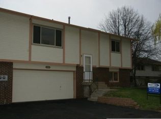 810 125th Ln NE, Blaine, MN 55434