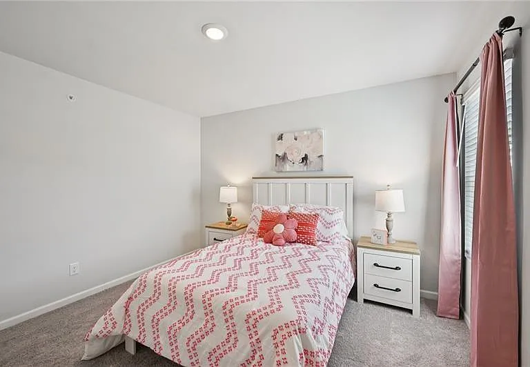 405 Lanier Cir — Photo 28