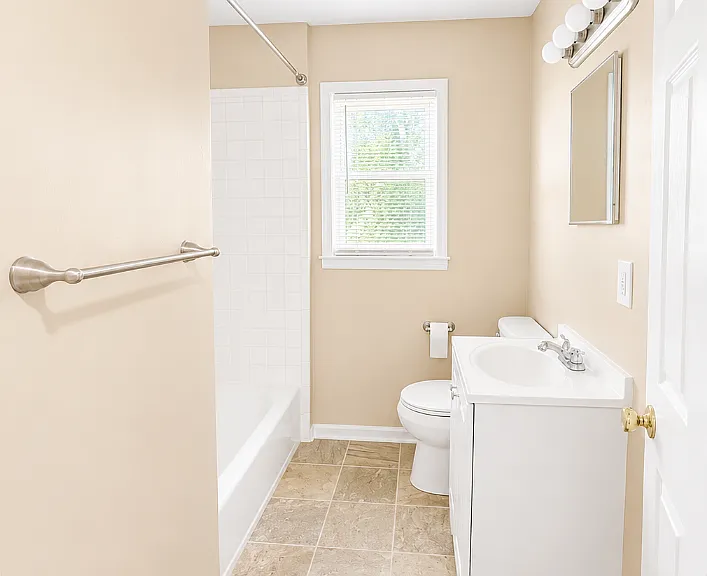 3260 Ridgecrest Dr — Photo 5