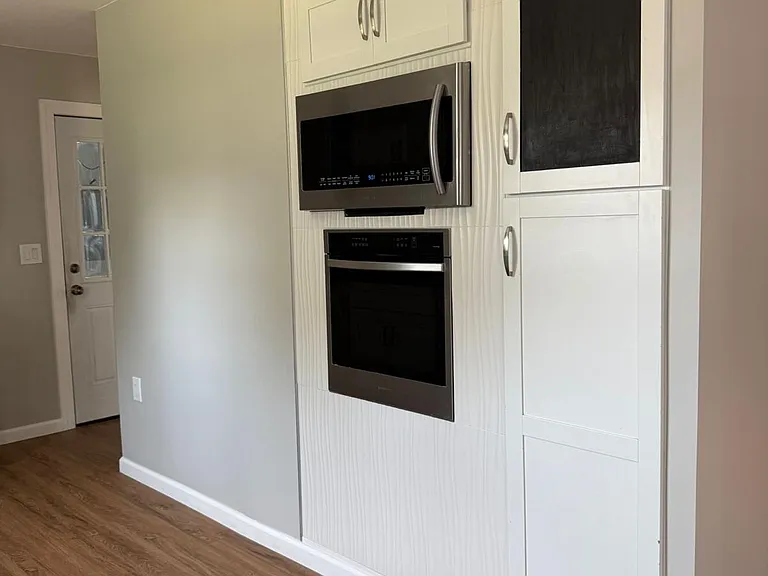 6023 William Dr — Photo 4