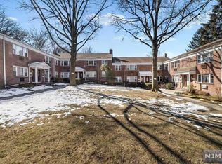 180 Hillside Ave APT K2, Leonia, NJ