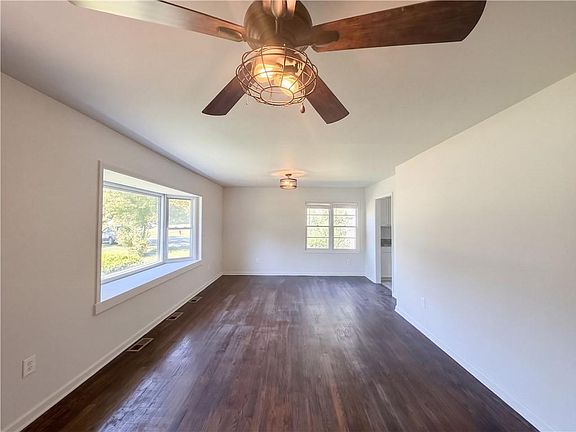 3rd image of 21809 S Peculiar Dr