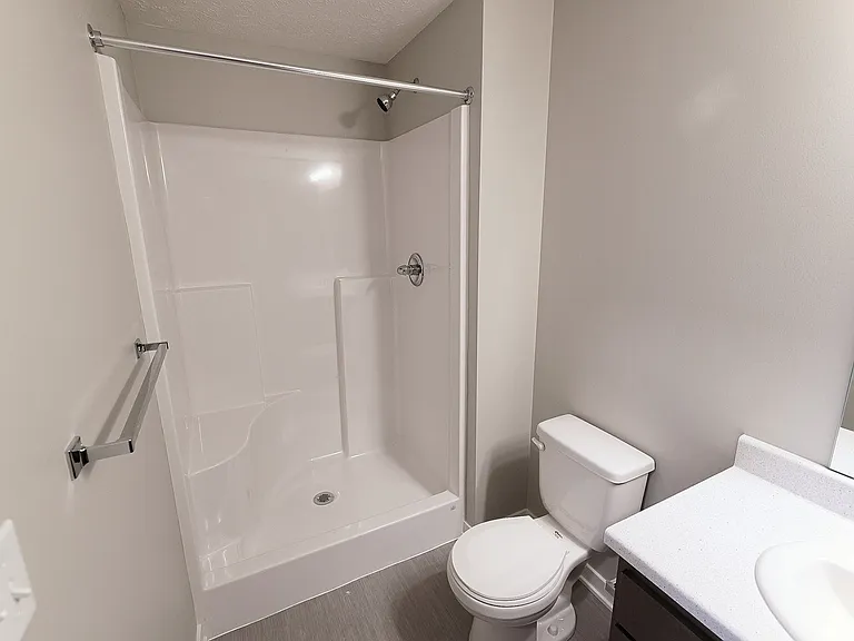 Village West Apartments — Photo 105