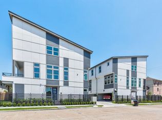 9622 Riddlewood Ln, Houston, TX 77025