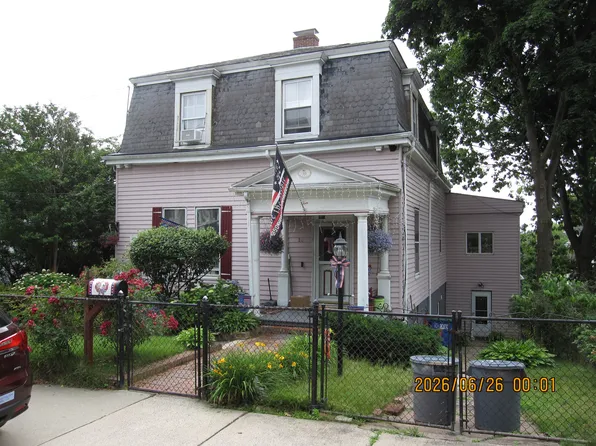 10 Harvard Pl #1, Somerville, MA 02143