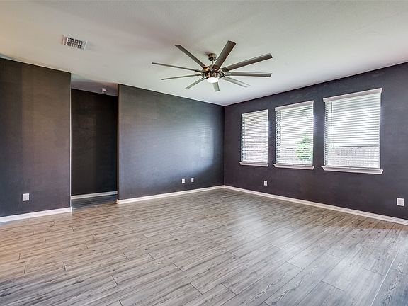 4th image of 5812 Pensby Dr