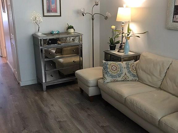 2nd image of 425 Ena Rd APT 202A