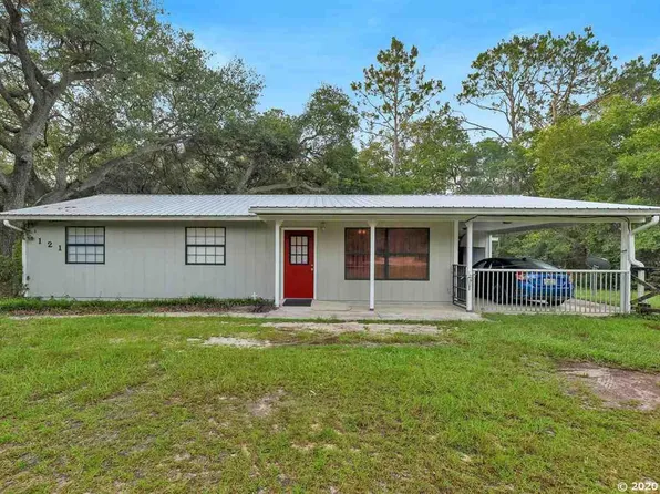 121 Pine Dr, Interlachen, FL 32148