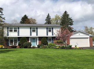 12 Van Buren Rd, Pittsford, NY 14534