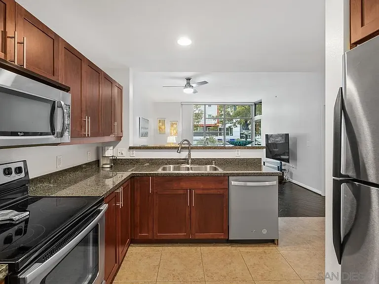 206 Park Blvd #209 — Photo 11