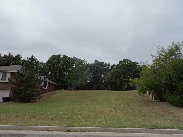 1st image of 1601 Brown Oaks Dr Lot 15