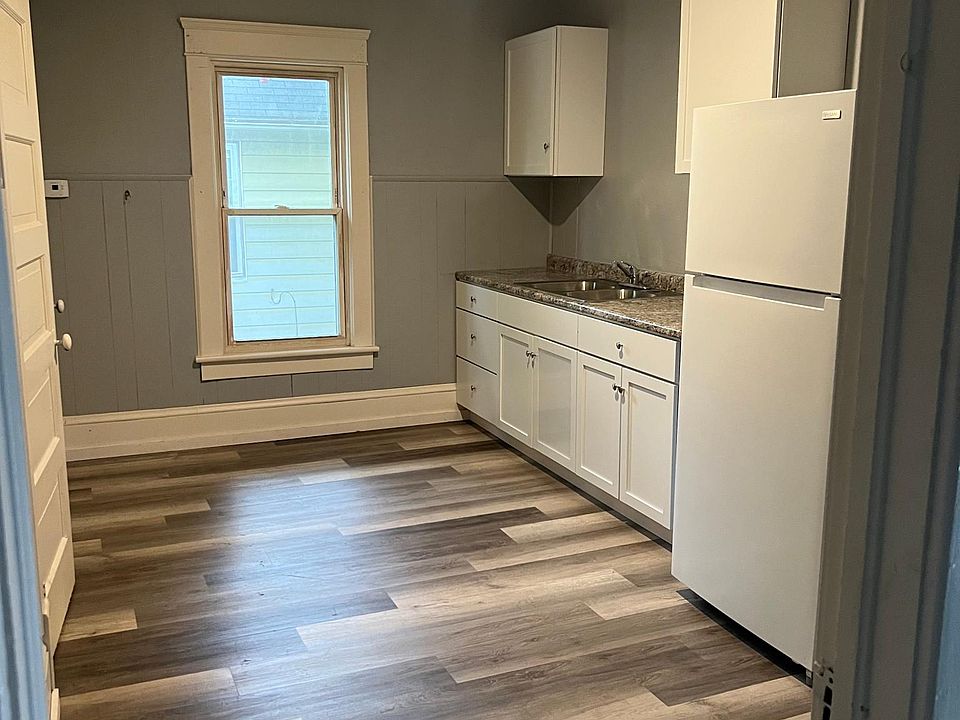 1st image of 617 Holmes Ave #2
