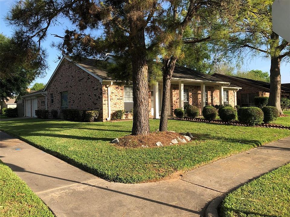 1st image of 2226 Windy Meadow Dr