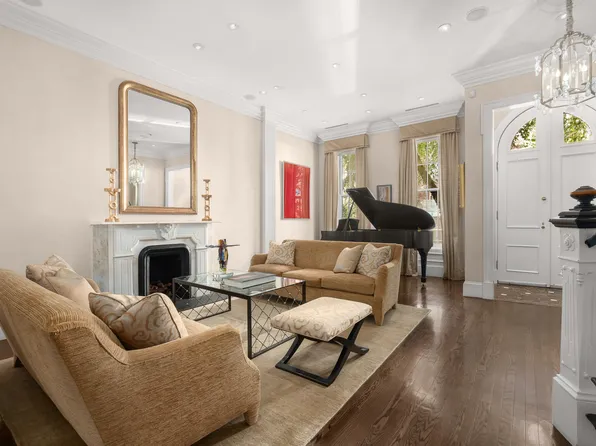 518 East 89th Street image 3 of 20