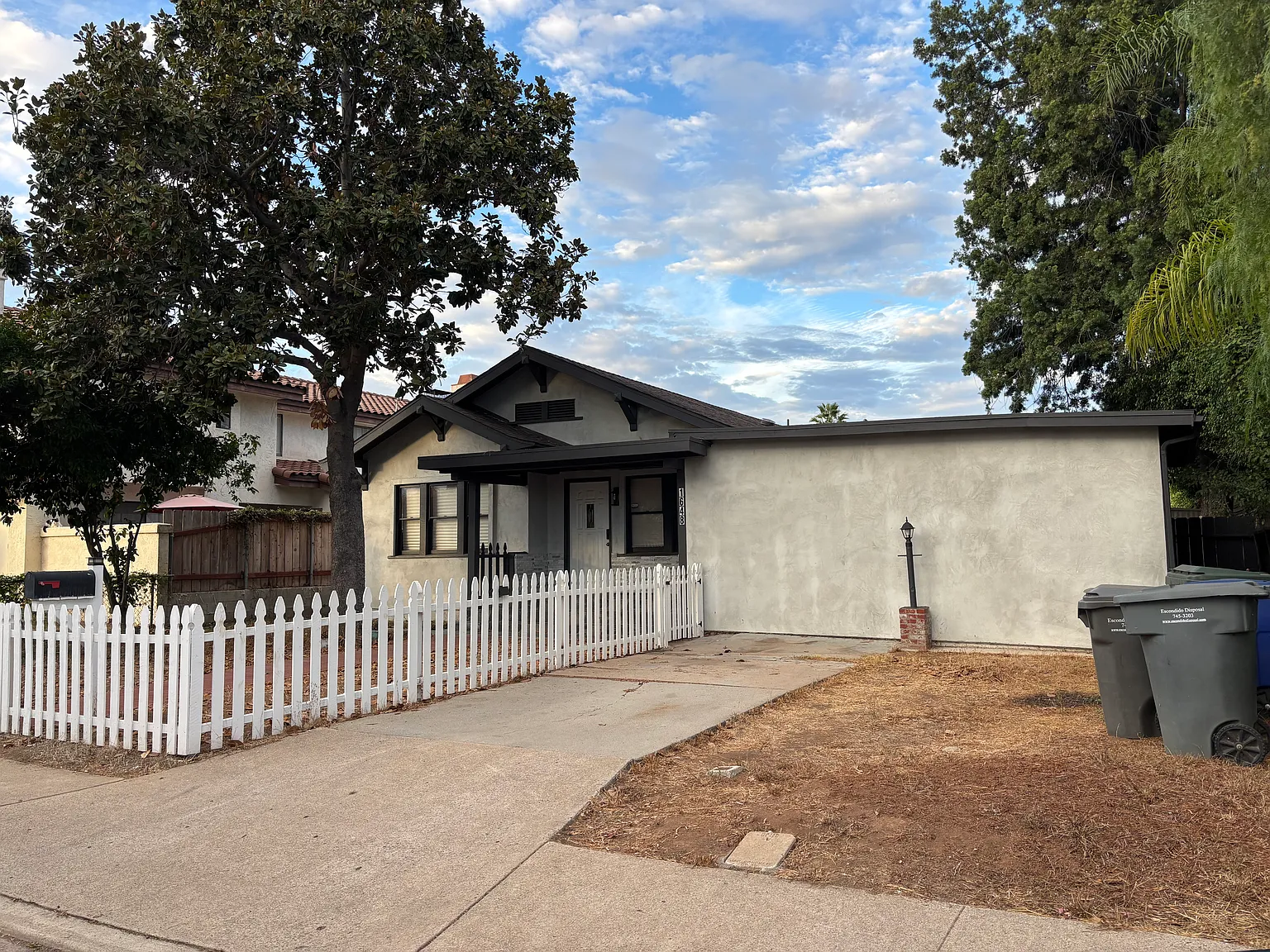 1648 S Maple St — Photo 2