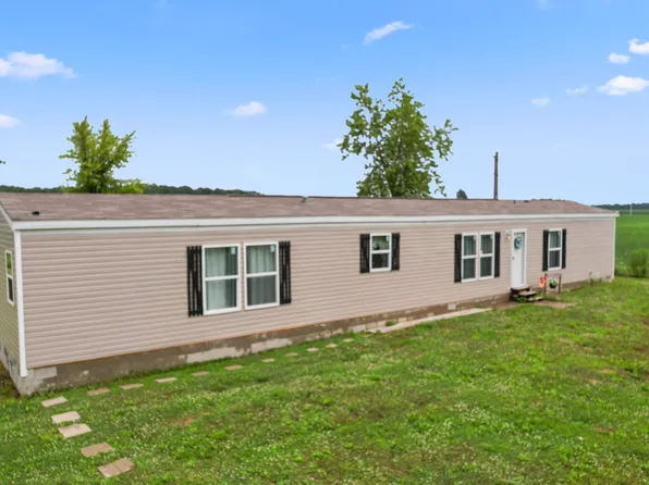 2316 E Division Rd, Hillsboro, IN 47949