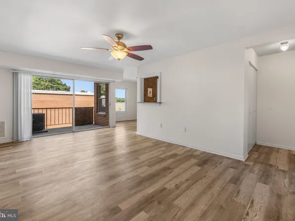 3849 Saint Barnabas Rd #202, Suitland, MD 20746