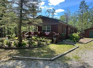 5127 Crestwood Dr, Lewiston, MI 49756