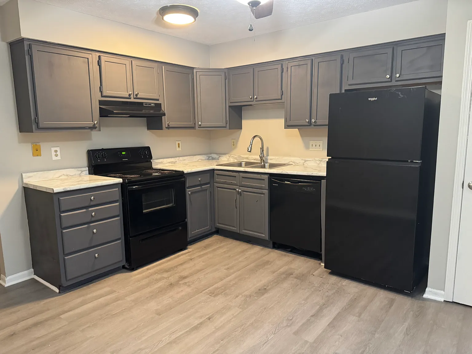6826 Kellum Drive — Photo 1