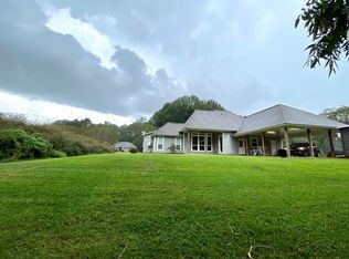 4 Sara Ln, Natchez, MS 39120