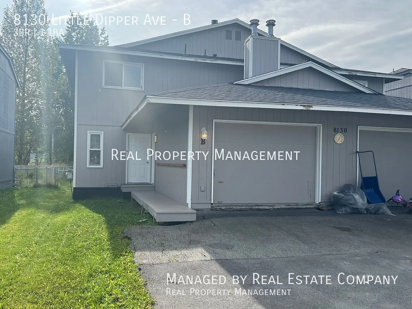 Clean Eastside 3 Bed 1.5 Bath Townhouse with Heated Garage — Photo 1