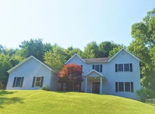 16 Timberland Dr, Binghamton, NY 13903