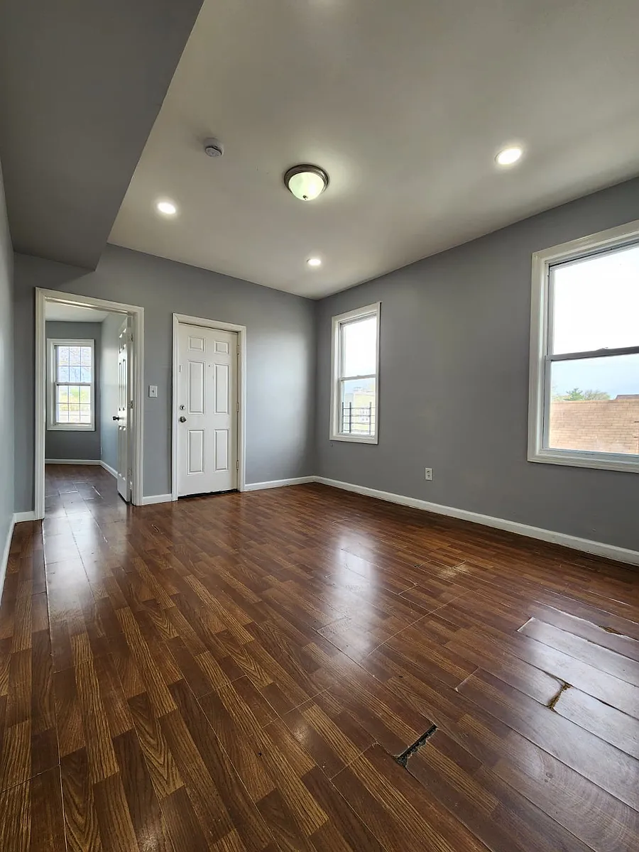 Building Photo - 80 Brookdale Ave #C