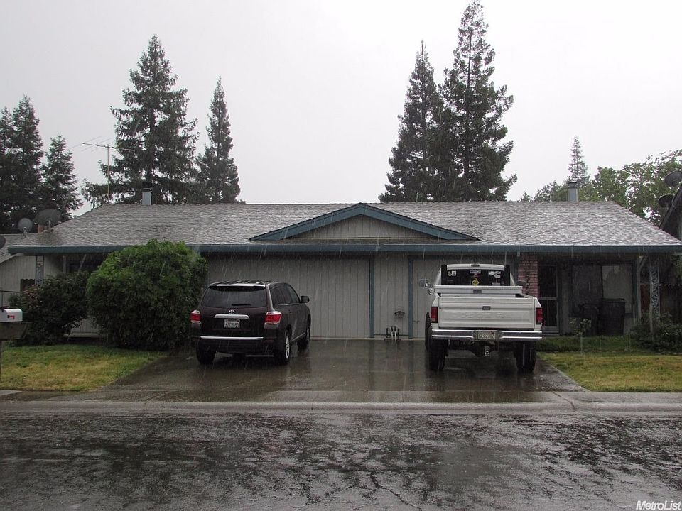 1st image of 8152 Sunrise East Way